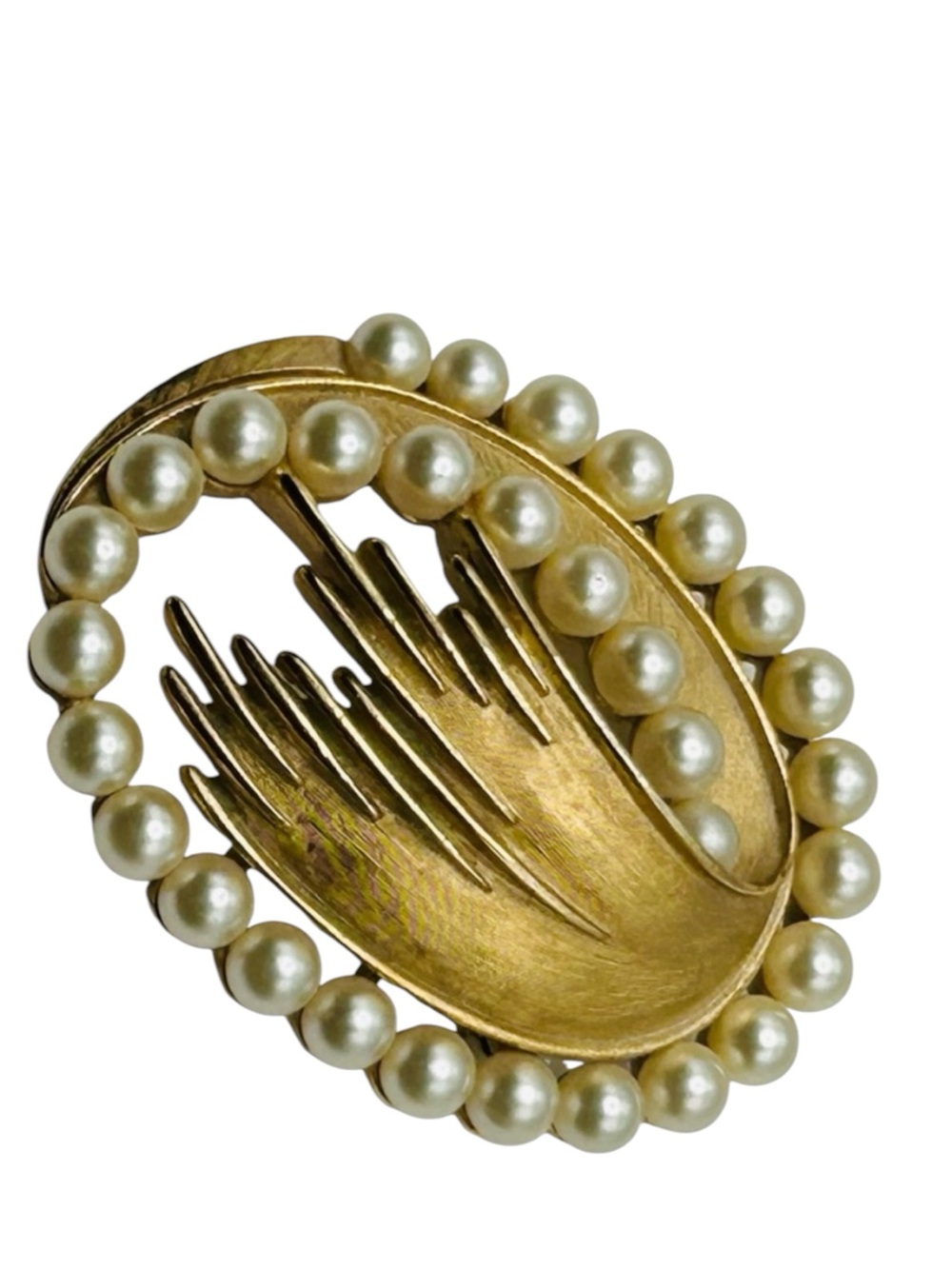 Exquisite Vintage Trifari Faux Pearl Brooch